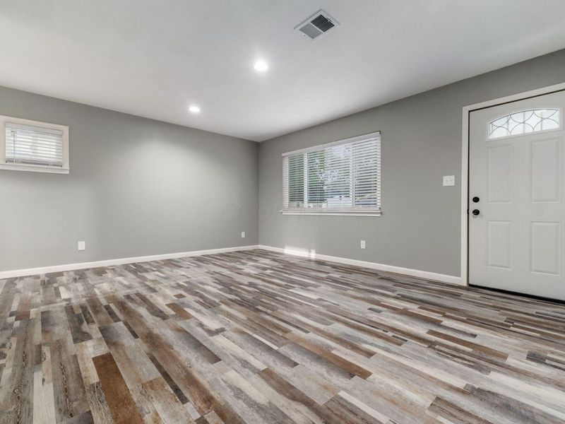 1640 Striebel Road, Columbus, OH 43227 Photo 7