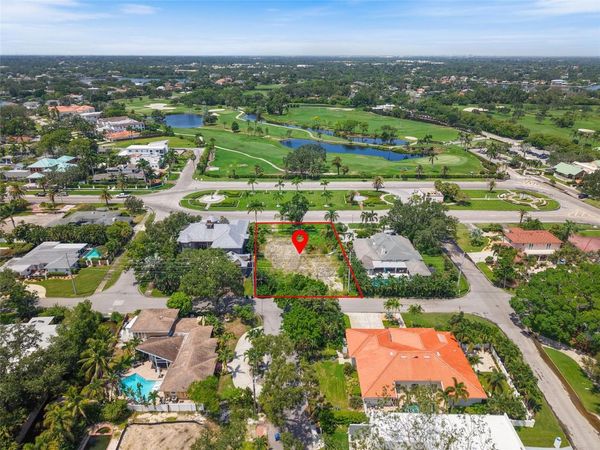 409 SNELL ISLE BOULEVARD NE, ST PETERSBURG, FL 33704