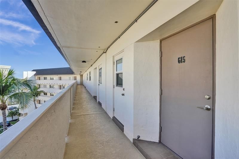 400 N Federal Highway, Unit 615, Deerfield Beach, FL 33441 Photo