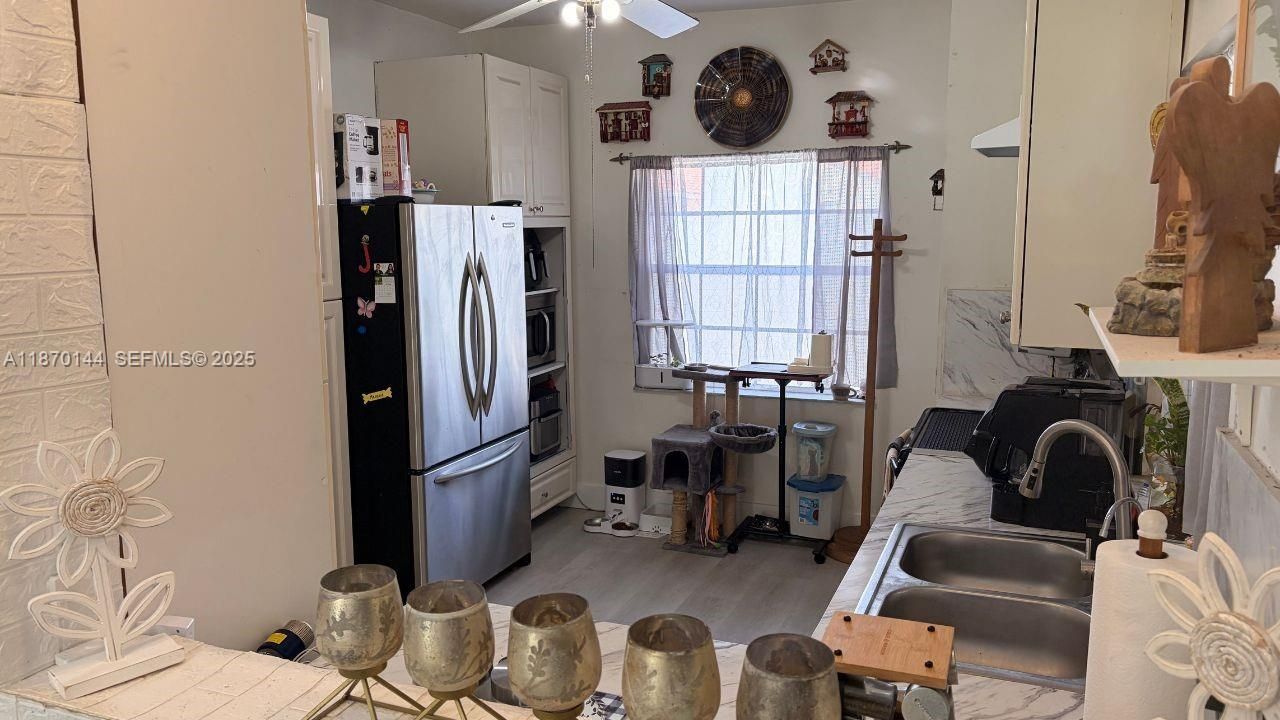 965 SW 180th Ter, Pembroke Pines, FL 33029 Photo