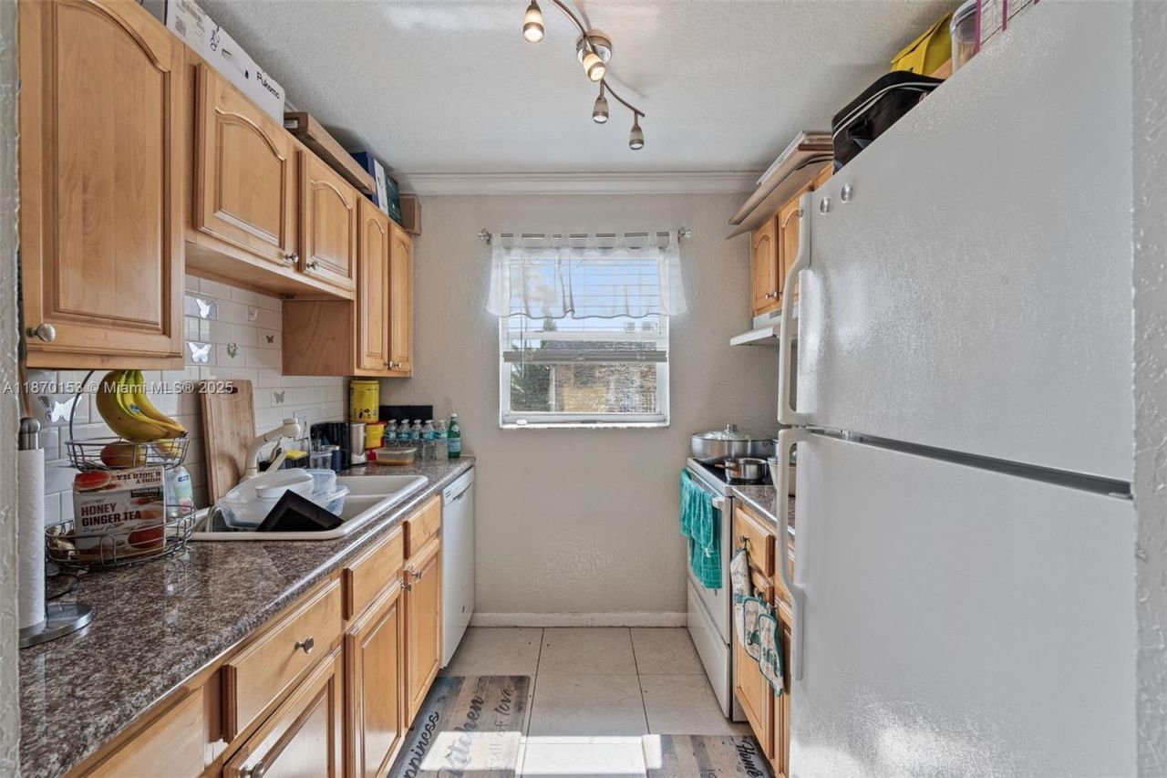 200 Croton Ave, Unit 111, Lantana, FL 33462 Photo