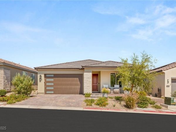 10066 Auburn Rose Avenue, Las Vegas, NV 89143