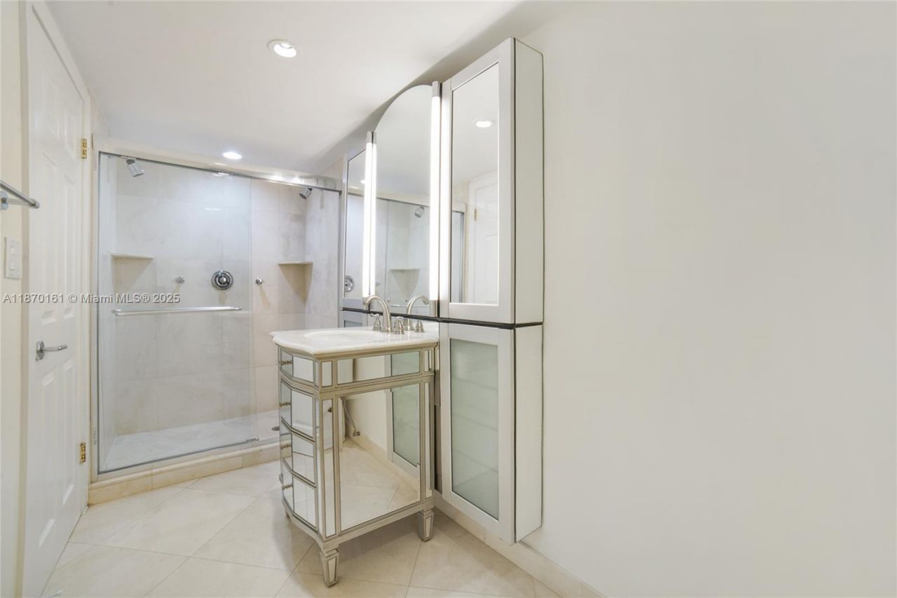 2100 S Ocean Ln, Unit 2007, Fort Lauderdale, FL 33316 Photo