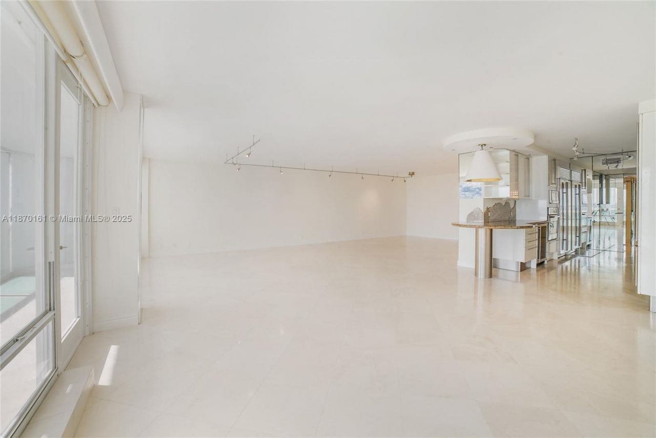 2100 S Ocean Ln, Unit 2007, Fort Lauderdale, FL 33316 Photo