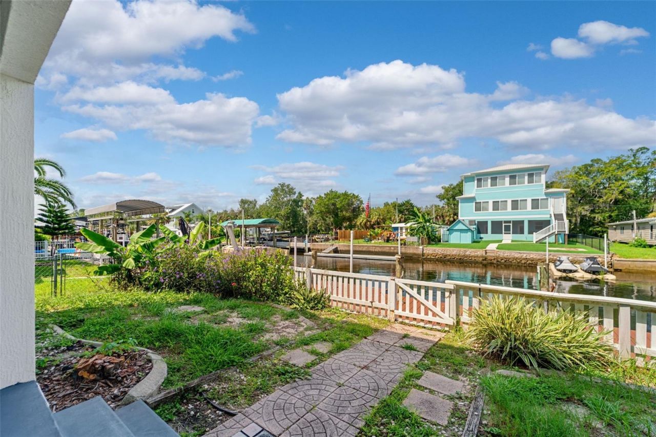 2730 N Comanche Point, Crystal River, FL 34429 Photo