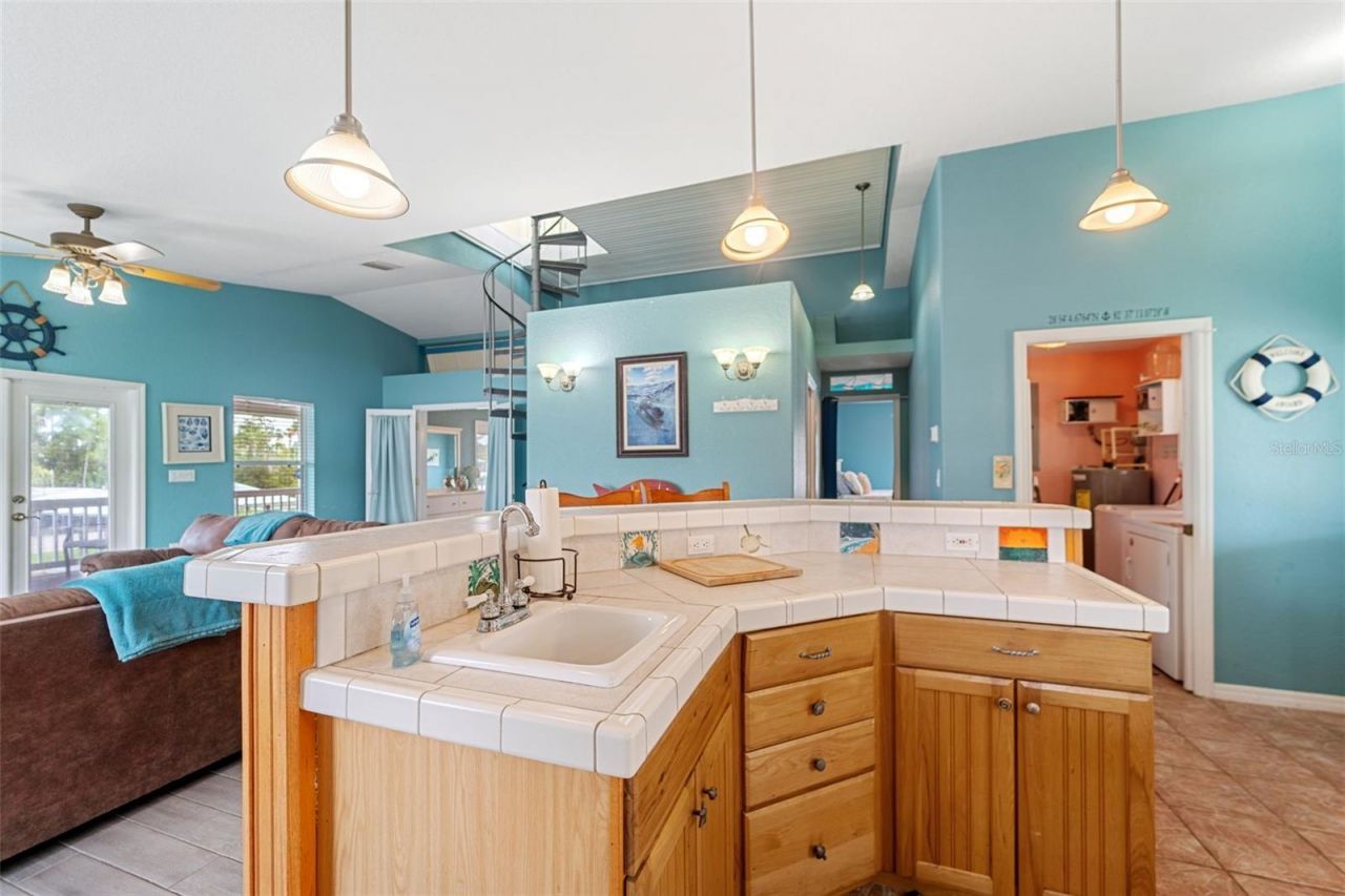 2730 N Comanche Point, Crystal River, FL 34429 Photo