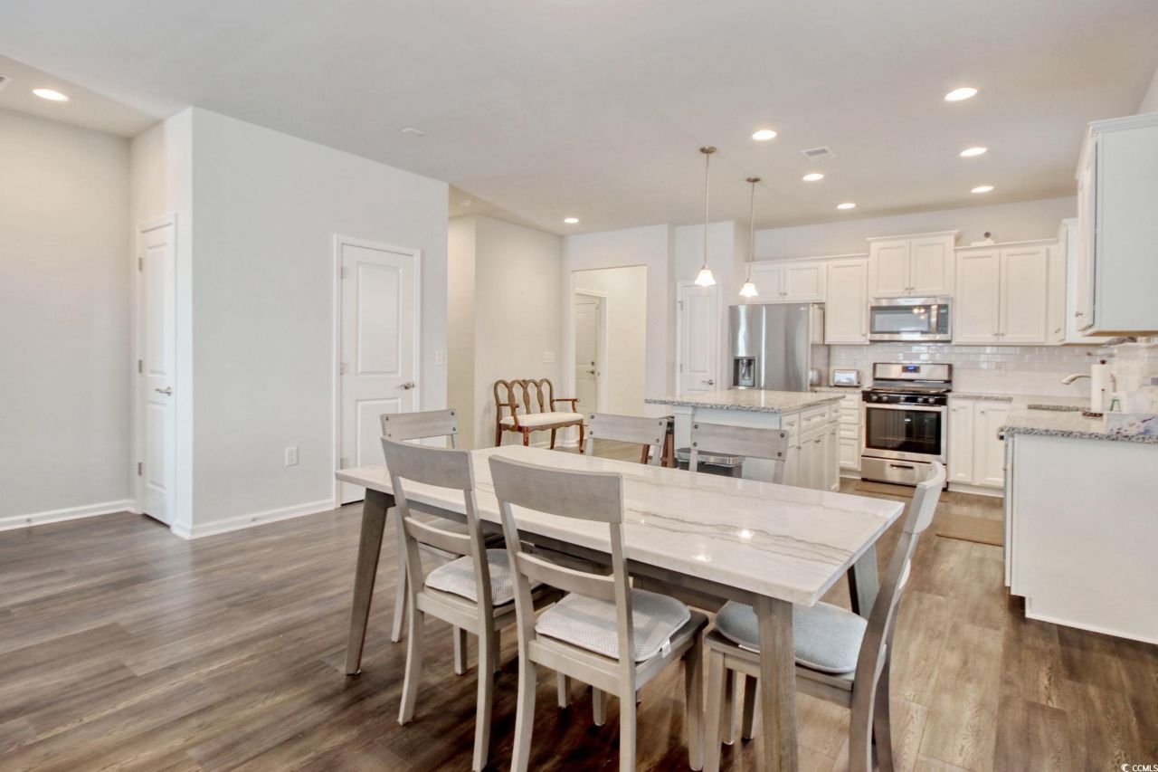 2942 Ellesmere Circle Photo 10