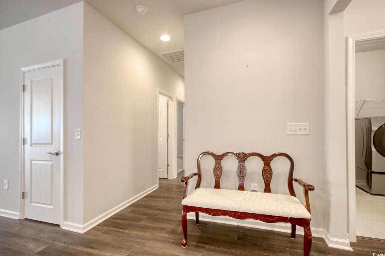 2942 Ellesmere Circle Photo 6