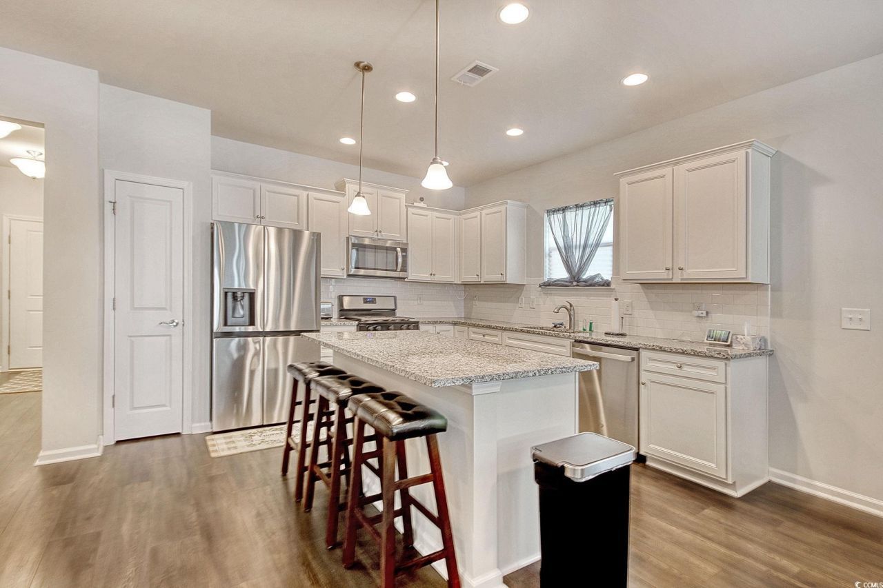 2942 Ellesmere Circle Photo 7