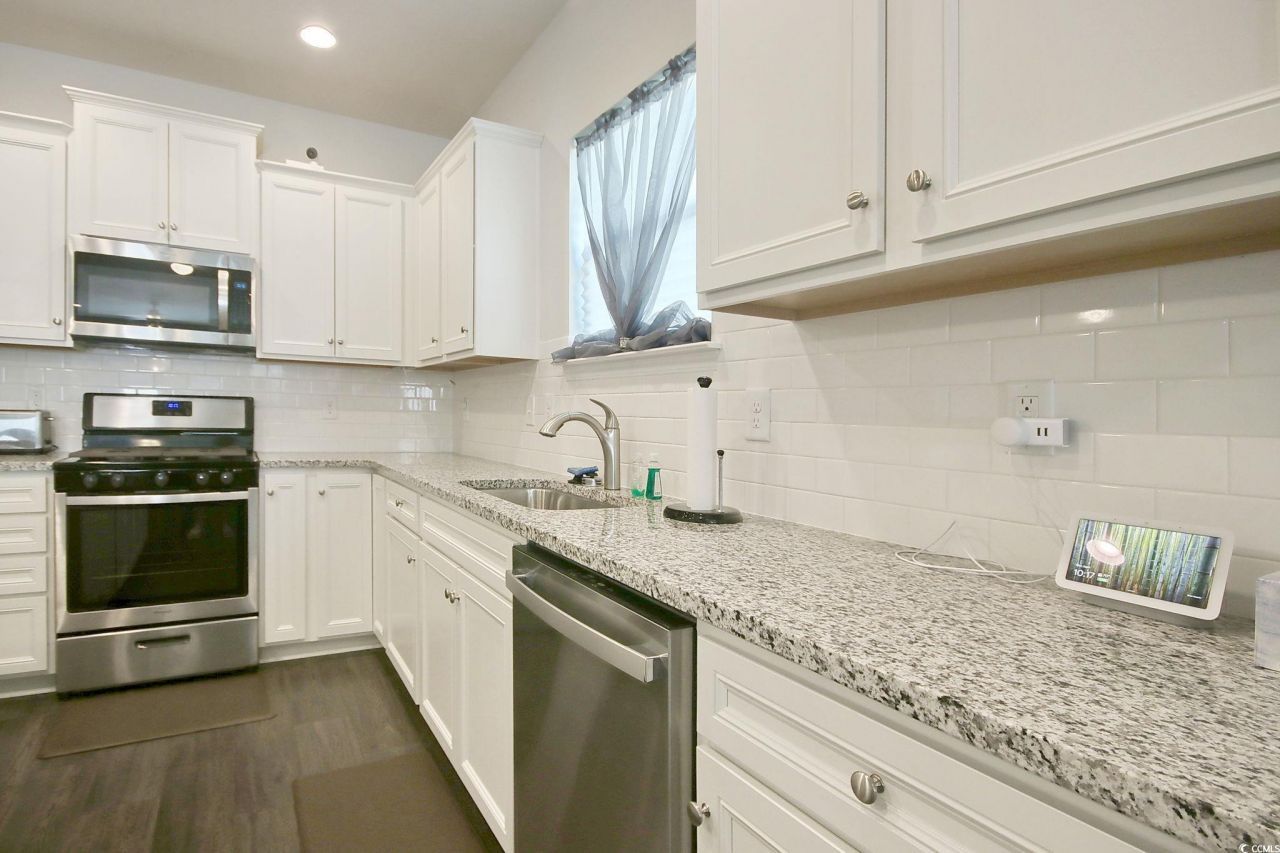 2942 Ellesmere Circle Photo 8