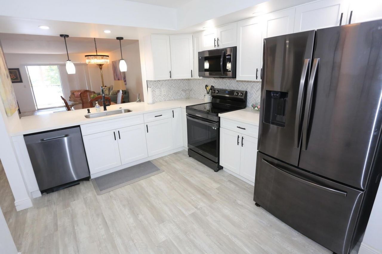 13001 SW 11th Court, Unit 307, Hollywood, FL 33027 Photo