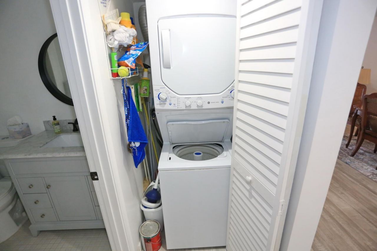 13001 SW 11th Court, Unit 307, Hollywood, FL 33027 Photo