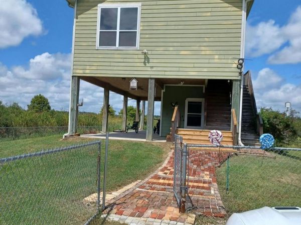 11053 North Shore Drive, Bay Saint Louis, MS 39520