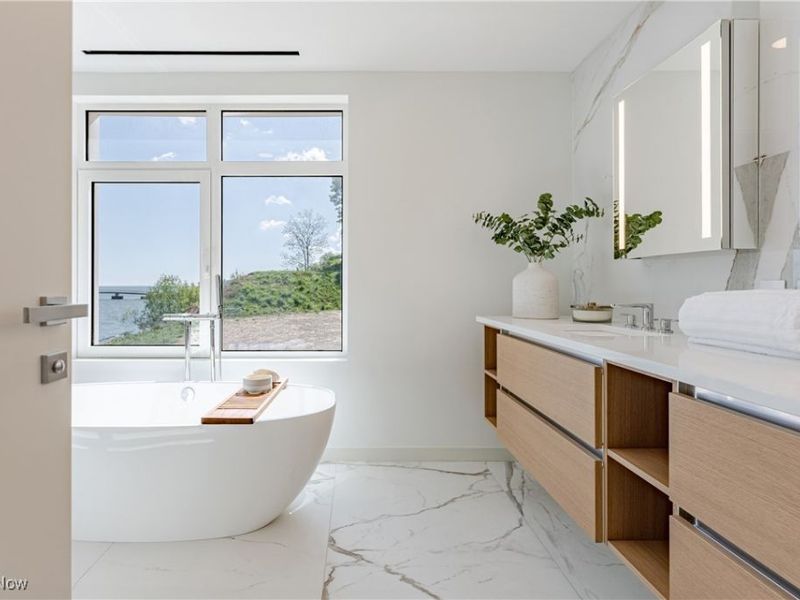 22700 Lake Road, Unit 102, Rocky River, OH 44116 Photo 13