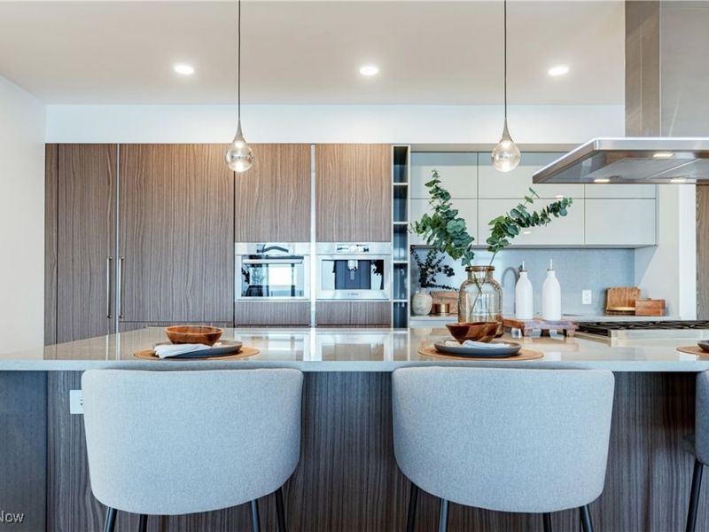 22700 Lake Road, Unit 102, Rocky River, OH 44116 Photo 5