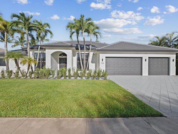 1950 S Club Drive, Wellington, FL 33414