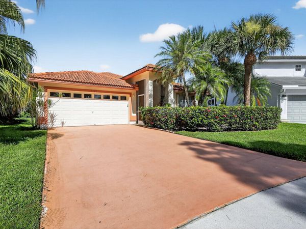 1520 S Club Drive, Wellington, FL 33414