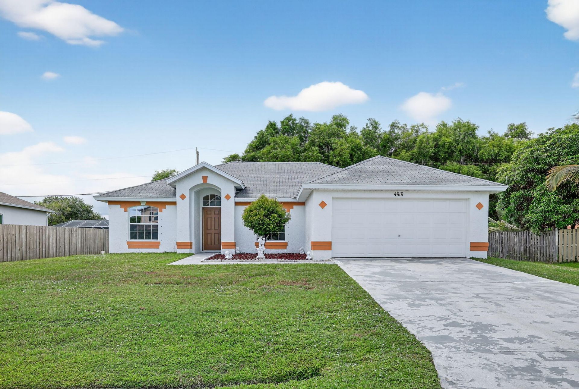 4919 NW Forlano Street, Port Saint Lucie, FL 34983 Photo