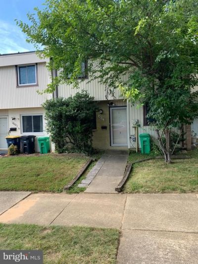 8622 Brae Brooke Drive, Lanham, MD 20706 Main Photo