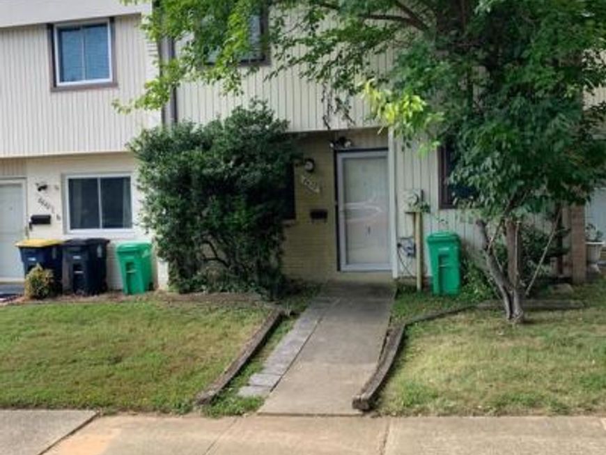 8622 Brae Brooke Drive, Lanham, MD 20706 Main Photo