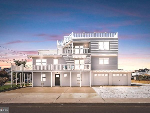 615 S BARNEGAT AVENUE, SHIP BOTTOM, NJ 08008