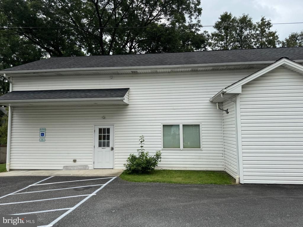 3098 REAR LINCOLN HWY E, PARADISE, PA 17562