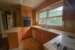 1311 Schurlknight Road photo 4