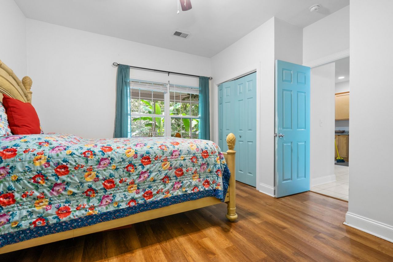 117 Steeple Point Court Photo 16