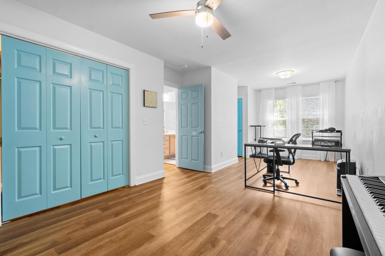 117 Steeple Point Court Photo 25