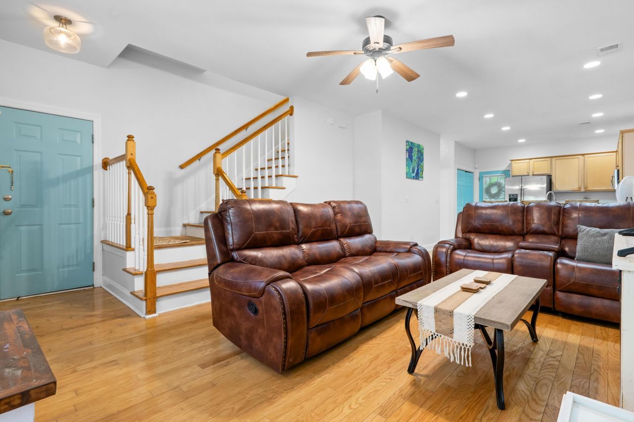 117 Steeple Point Court Photo 3