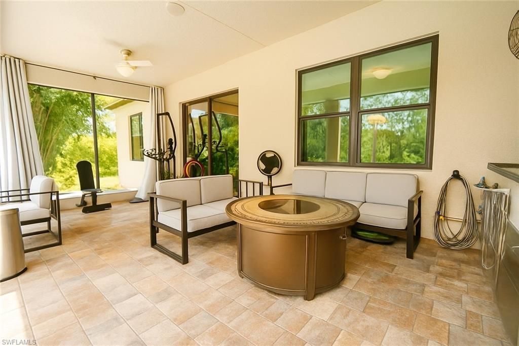 3842 4th Ave Ne, Naples, FL 34120 Photo