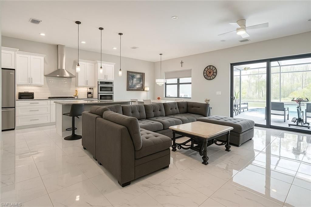 3842 4th Ave Ne, Naples, FL 34120 Photo