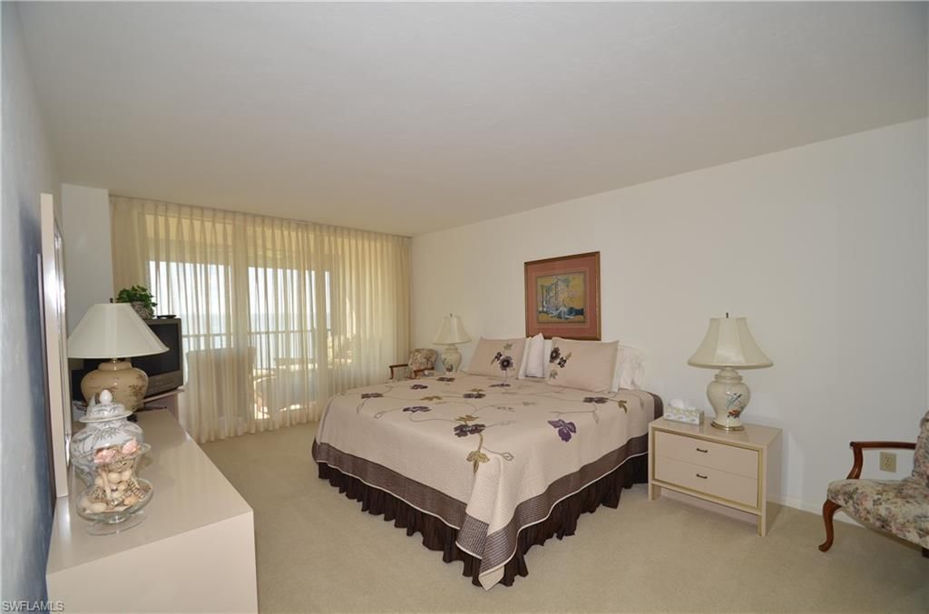10951 Gulfshore Dr, Unit 504, Naples, FL 34108 Photo