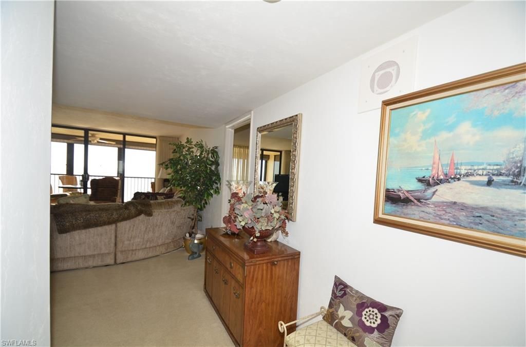 10951 Gulfshore Dr, Unit 504, Naples, FL 34108 Photo