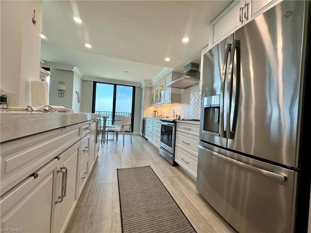 10951 Gulfshore Dr, Unit 1405, Naples, FL 34108 Photo