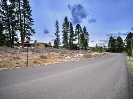 10554 Courtenay Ln, Truckee, CA 96161 Photo