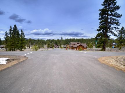 10554 Courtenay Ln, Truckee, CA 96161 Photo