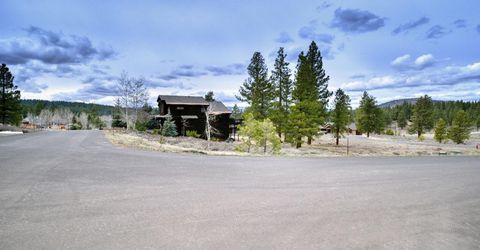 10554 Courtenay Ln, Truckee, CA 96161 Photo