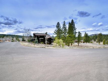 10554 Courtenay Ln, Truckee, CA 96161 Photo