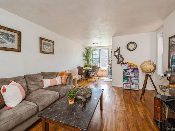 678 Warburton Avenue, Unit 5J, Yonkers, NY 10701