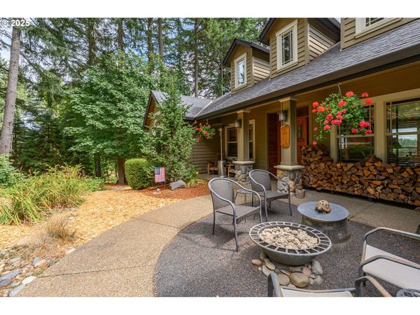 15000 NW BLACKTAIL LN, McMinnville, OR 97128