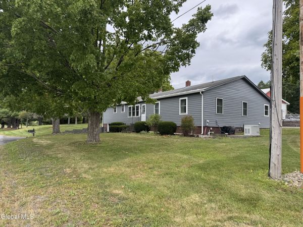 474 Groveside Road, Hoosick Falls, NY 12090