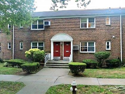 230-06 Kingsbury Avenue Oakland Gardens, NY 11364