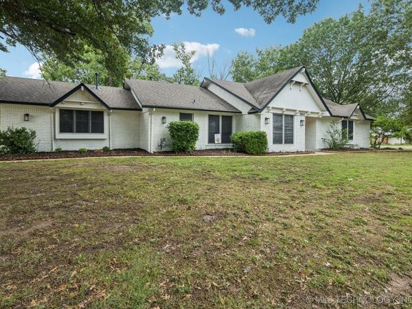 10632 E Dogwood Court, Claremore, OK 74019