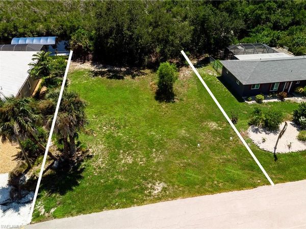 5175 Genesee PKWY , BOKEELIA, FL 33922