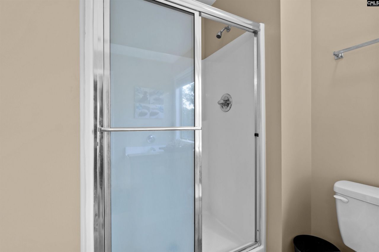 389 Peppercorn Lane Photo 17