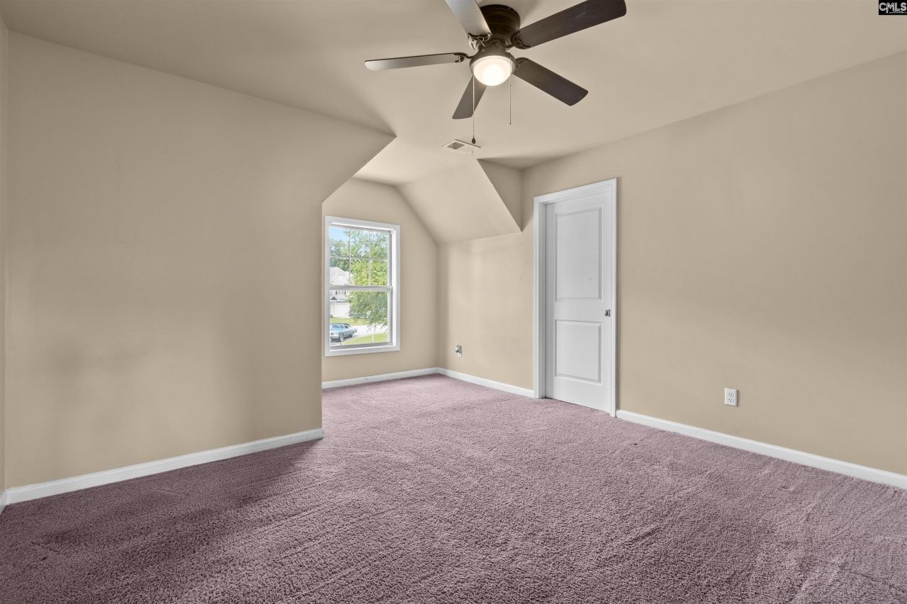 389 Peppercorn Lane Photo 19