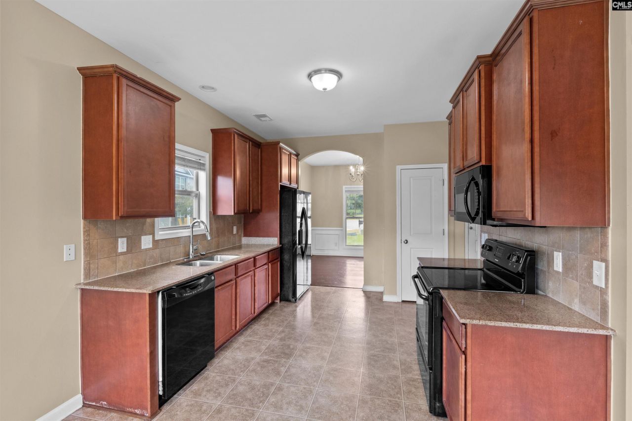 389 Peppercorn Lane Photo 9