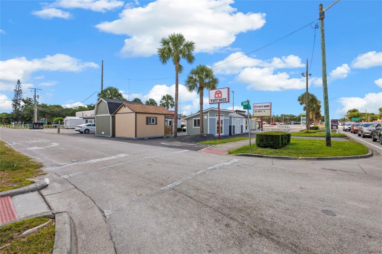 2402 S Us Hwy 1, Fort Pierce, FL 34982 Photo
