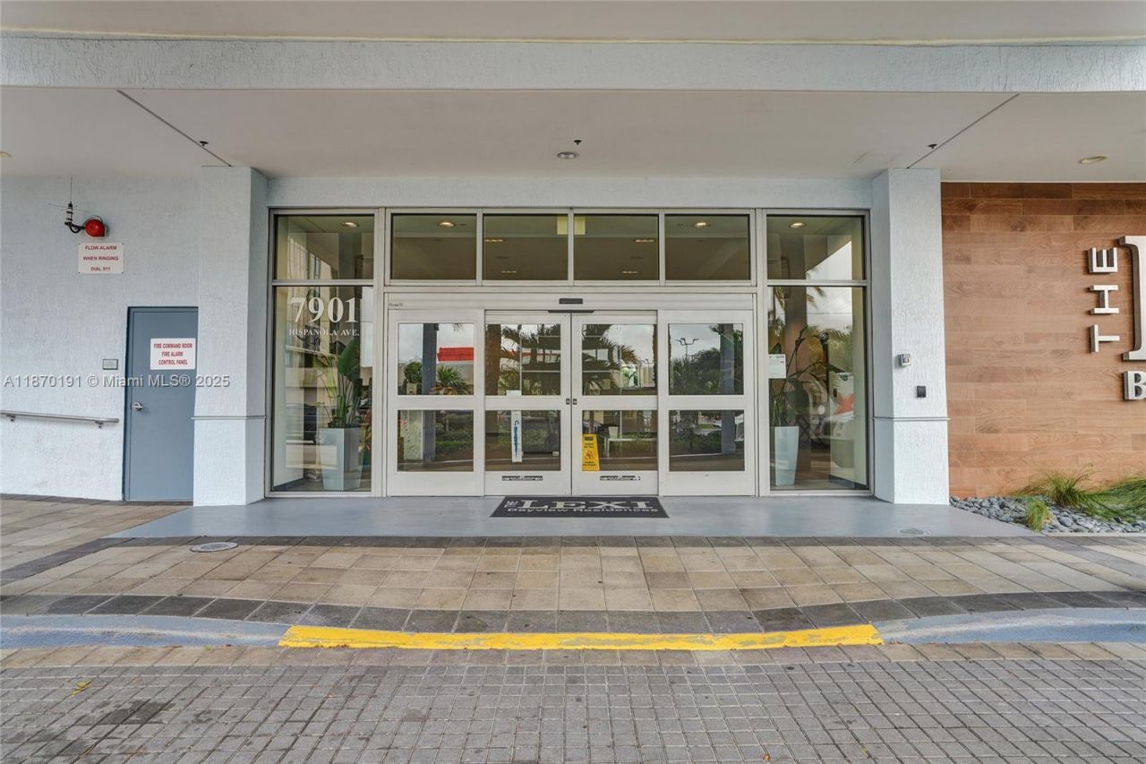 7901 Hispanola Ave, Unit 1601, North Bay Village, FL 33141 Photo